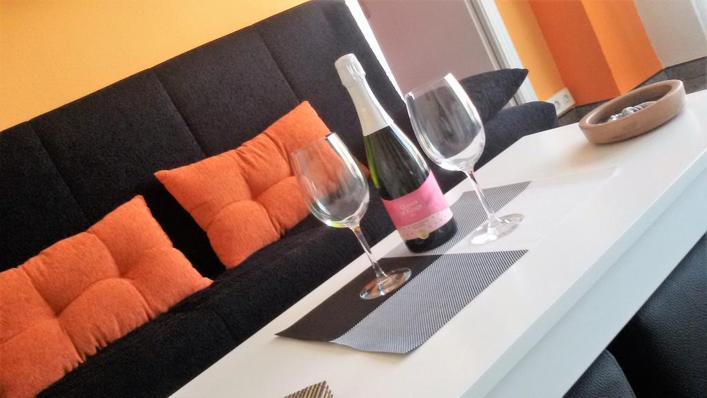 Apartamento El Mirlo Blanco วิเยนา ภายนอก รูปภาพ